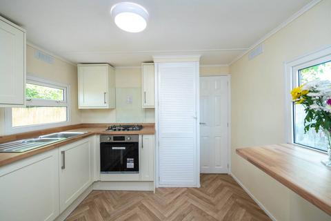 2 bedroom park home for sale, Lincolnshire