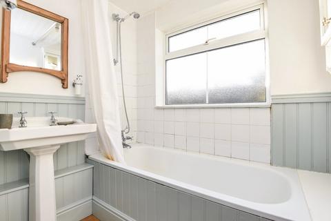 269 Gosbrook Road, Caversham, Reading, RG4 8DX
