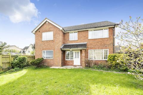 4 bedroom detached house for sale, Lowfield Road, Reading RG4