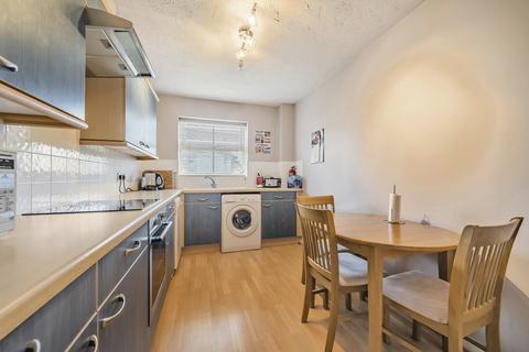 55 Elm Park, Reading, RG30 2HT
