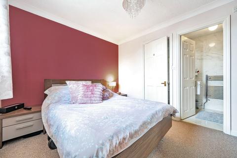 58 Horseshoe Crescent, Burghfield Common, Reading, RG7 3XW