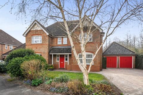 15 Swan Drive, Aldermaston, Reading, RG7 4UZ