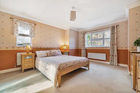 15 Swan Drive, Aldermaston, Reading, RG7 4UZ