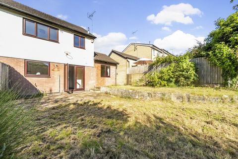 16 Thrush Close, Burghfield Common, Reading, RG7 3PG