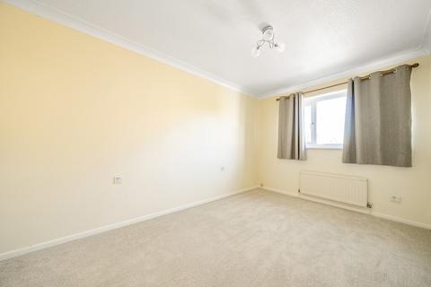 16 Thrush Close, Burghfield Common, Reading, RG7 3PG