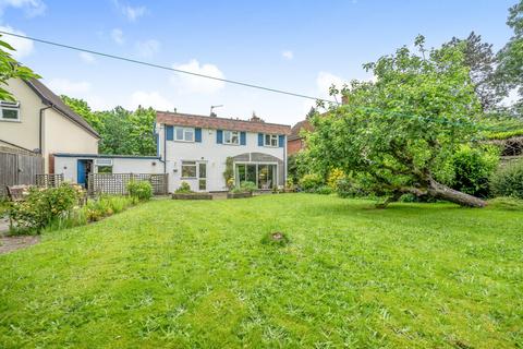 15 Peppard Road, Caversham, Reading, RG4 8JP