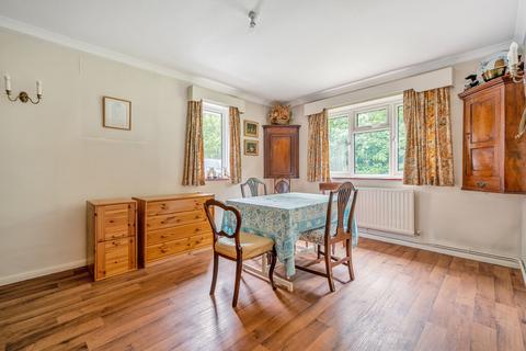 15 Peppard Road, Caversham, Reading, RG4 8JP