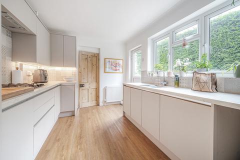 3 bedroom semi-detached house for sale, Basingstoke Road, Reading RG7