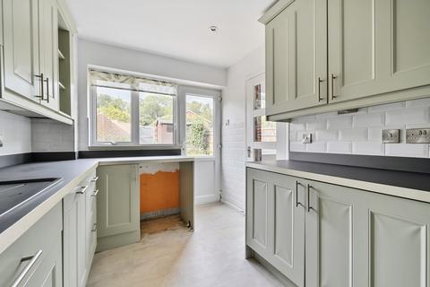 3 bedroom semi-detached house for sale, Brookside Walk, Reading RG7