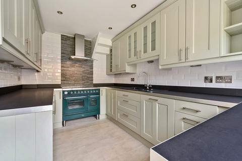2 Brookside Walk, Burghfield Common, Reading, RG7 3HZ