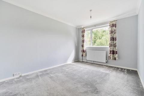 2 Brookside Walk, Burghfield Common, Reading, RG7 3HZ