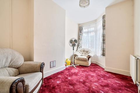 8 Edinburgh Road, Reading, RG30 2UB