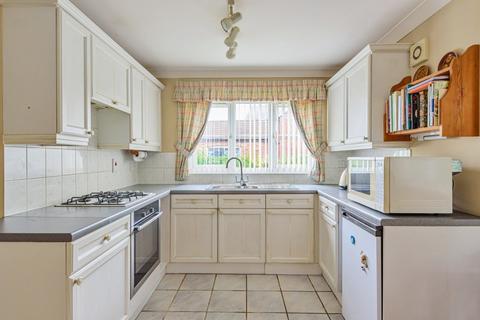 1 The Square, Spencers Wood, Reading, RG7 1BS