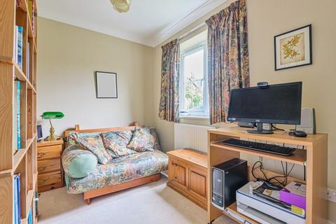 1 The Square, Spencers Wood, Reading, RG7 1BS