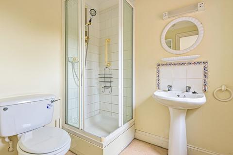 1 The Square, Spencers Wood, Reading, RG7 1BS