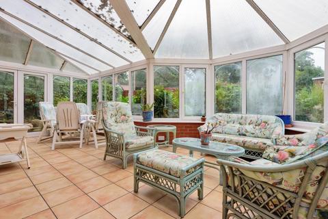 1 The Square, Spencers Wood, Reading, RG7 1BS
