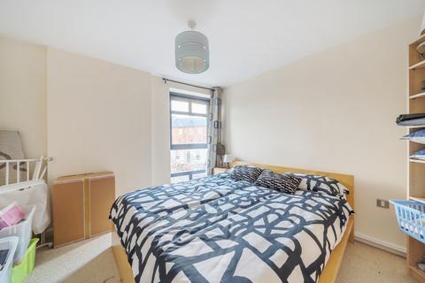 2 bedroom apartment to rent, Kennet Street, Berkshire RG1