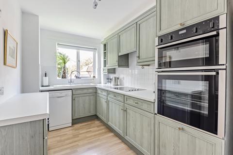 2 bedroom apartment for sale, Silk Lane, Reading RG10