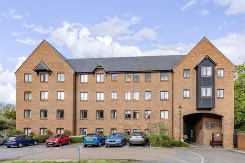 2 bedroom apartment for sale, Silk Lane, Reading RG10