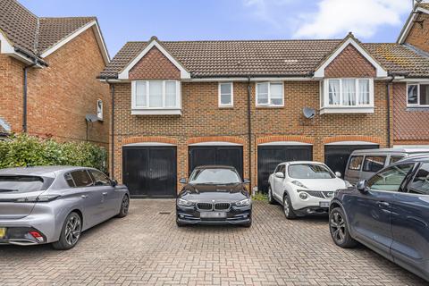 2 bedroom terraced house for sale, Farmers End, Reading RG10