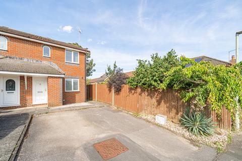 2 bedroom semi-detached house for sale, Poundfield Way, Reading RG10