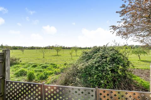 3 bedroom terraced house for sale, Victoria Road, Reading RG10