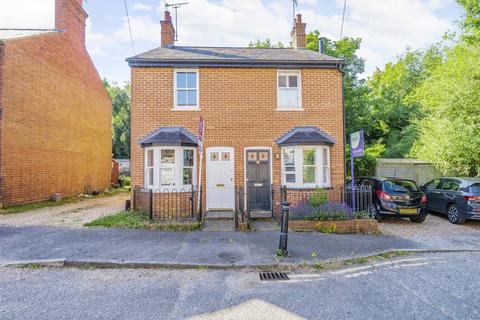 2 bedroom semi-detached house for sale, Brook Street, Reading RG10