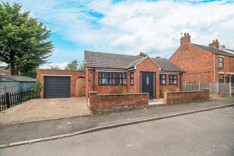 5 bedroom detached bungalow for sale, Mulso Road, Wellingborough NN9