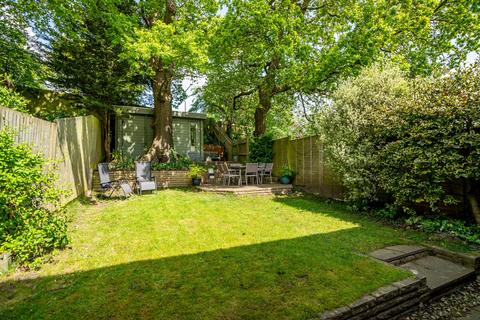 9 Sefton Close, St Albans, AL1 4PF