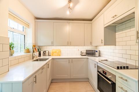 9 Sefton Close, St Albans, AL1 4PF