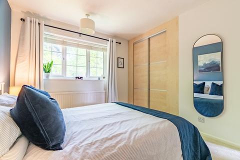 9 Sefton Close, St Albans, AL1 4PF