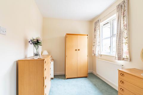 18 The Brambles, St Albans, AL1 2DP