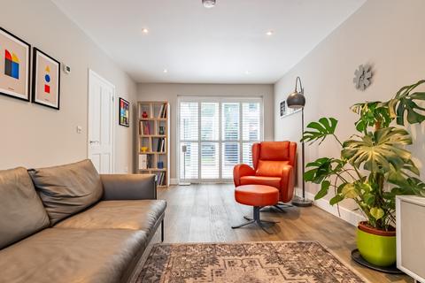 16a Castle Road, St Albans, AL1 5DL
