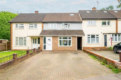 3 bedroom terraced house for sale, Drakes Drive, Hertfordshire AL1