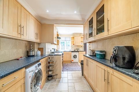 3 bedroom terraced house for sale, Drakes Drive, Hertfordshire AL1