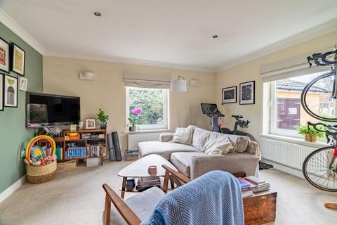 2 bedroom apartment for sale, Dawn Court, St. Albans AL1
