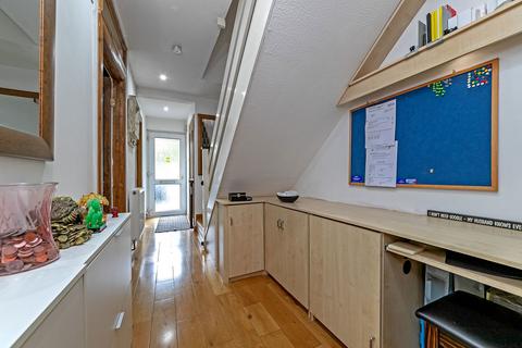 14 Ashburnham Walk, Stevenage, SG2 8DZ