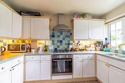 4 Camlet Way, St Albans, AL3 4TL