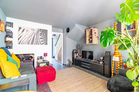 17 Archers Fields, St Albans, AL1 4EL