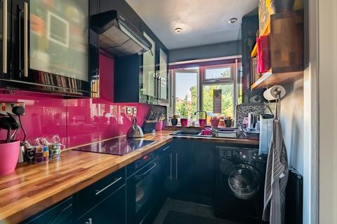 17 Archers Fields, St Albans, AL1 4EL
