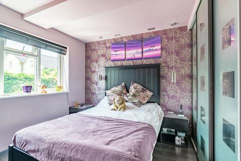 17 Archers Fields, St Albans, AL1 4EL