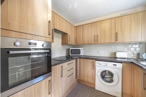 2 bedroom maisonette for sale, Acorn Drive, Wokingham RG40