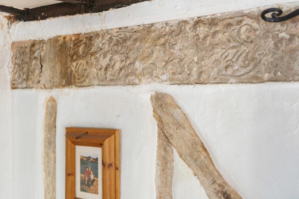 Plaster Frieze