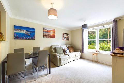 1 bedroom retirement property for sale, Rotary Lodge, 32, St. Botolphs Road, Worthing, BN11