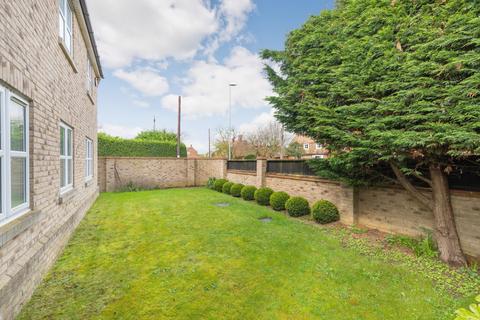 4 bedroom detached house for sale, The Highway, St. Neots PE19