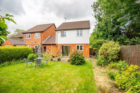 15 Bewdley Close, Harpenden, AL5 1QX