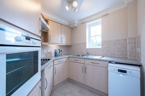 1 bedroom apartment for sale, Southdown Road, Hertfordshire AL5