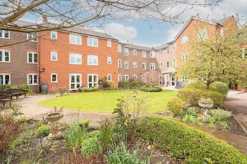 undefined, Walkers Court, Harpenden AL5