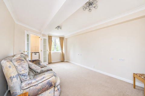 1 bedroom apartment for sale, Walkers Court, Harpenden AL5