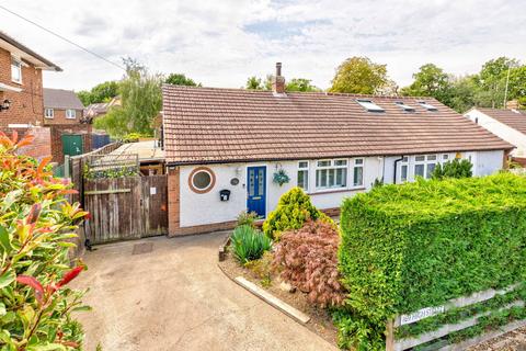 2 bedroom bungalow for sale, High Street, St. Albans AL4